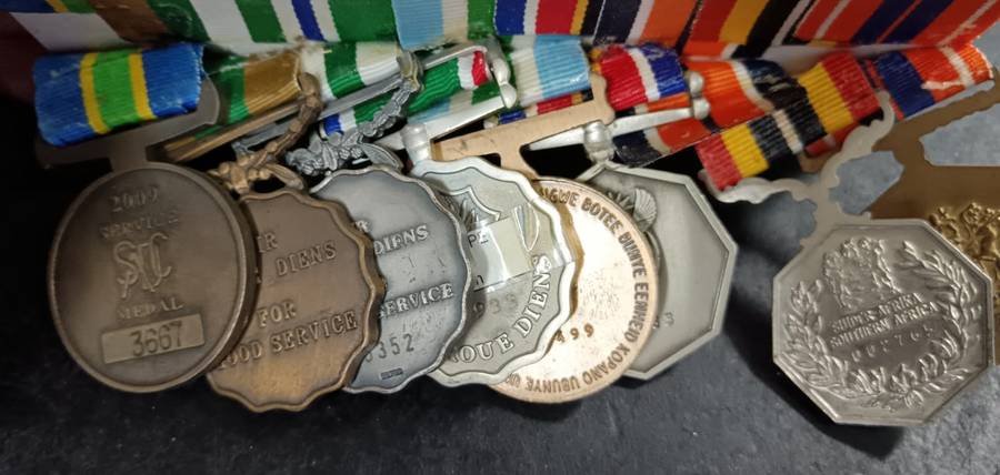 SADF/SANDF - Court Mounted 30 Year Service Medal Group to LT.Col J.P.Smith