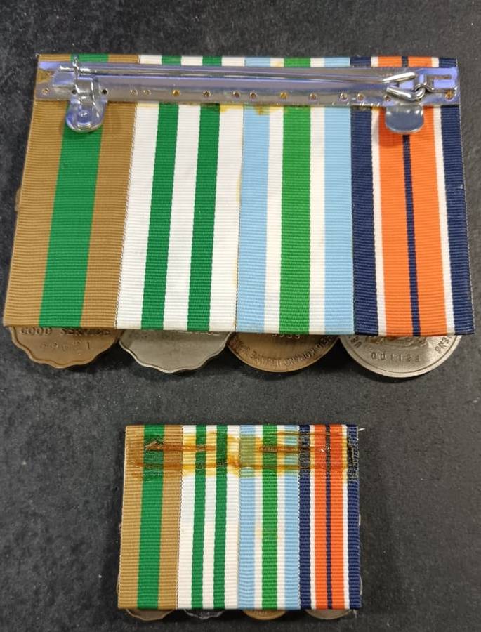 SADF/SANDF - 20 Year Good Service Medal Set with Miniatures ( Sterling Silver )