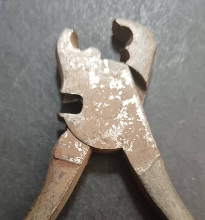 Special Forces Super Soldier - Mike West ( SAS and Recce )Tool