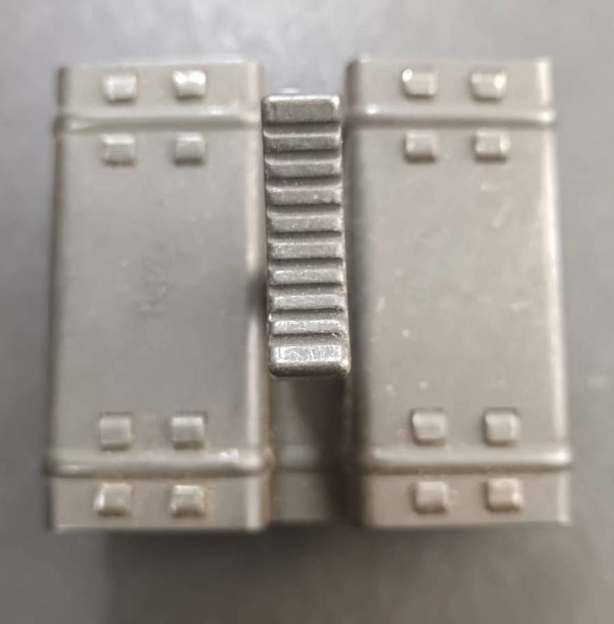Special Forces Super Soldier - Mike West ( SAS and Recce )9mm Magazine Coupler
