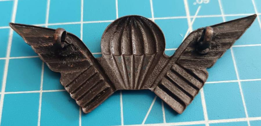 Rhodesia - Selous Scouts Parachute Wing ( Selling as a Copy )