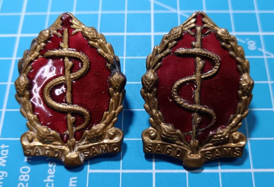 SADF - Medical Services Cap Badges