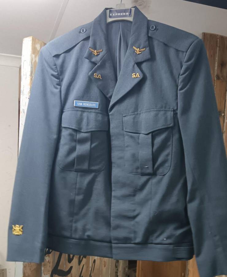 SADF - Air Force Jacket with Insignia ( Top Condition )