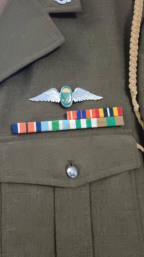 SADF - 4 Artillery Regiment Step Out Tunic with Insignia