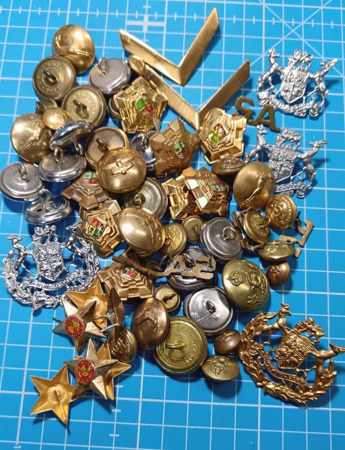 SADF - Various Buttons and Ranks - Sold as a Lot
