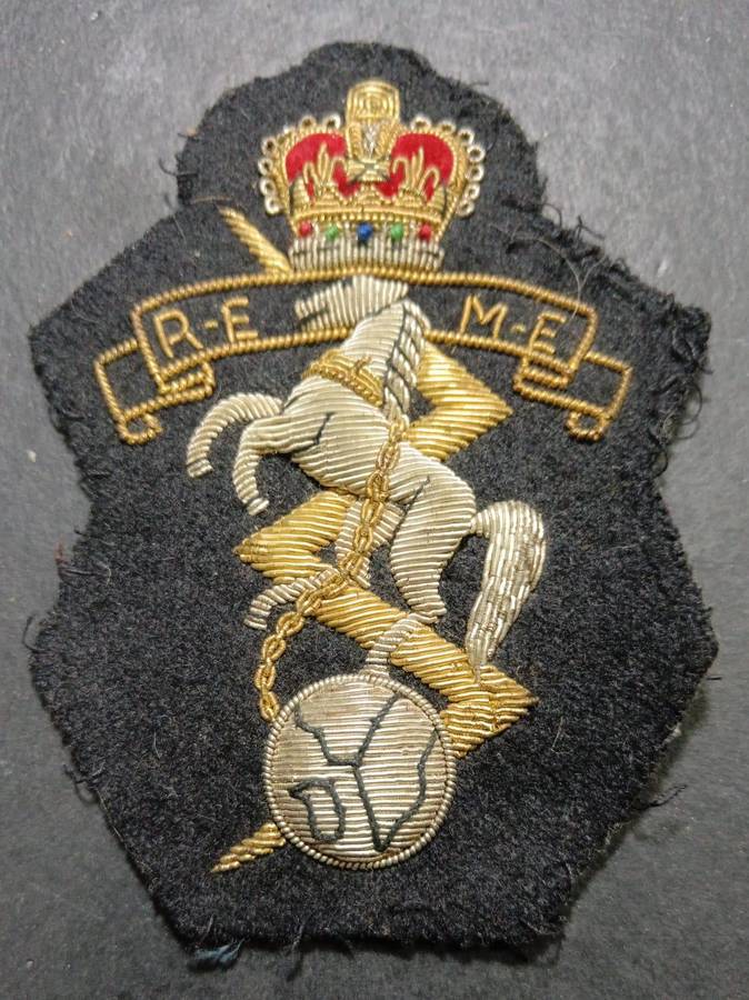 REME Royal Electrical & Mechanical Engineers Regimental Blazer Badge Bullion
