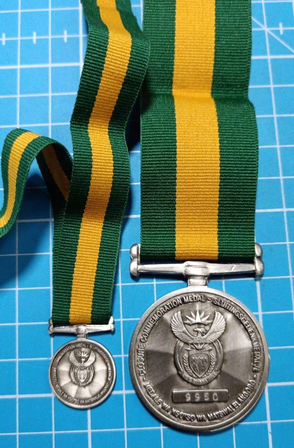 SADF - Full Size Plus Miniature Commando Closure Medals