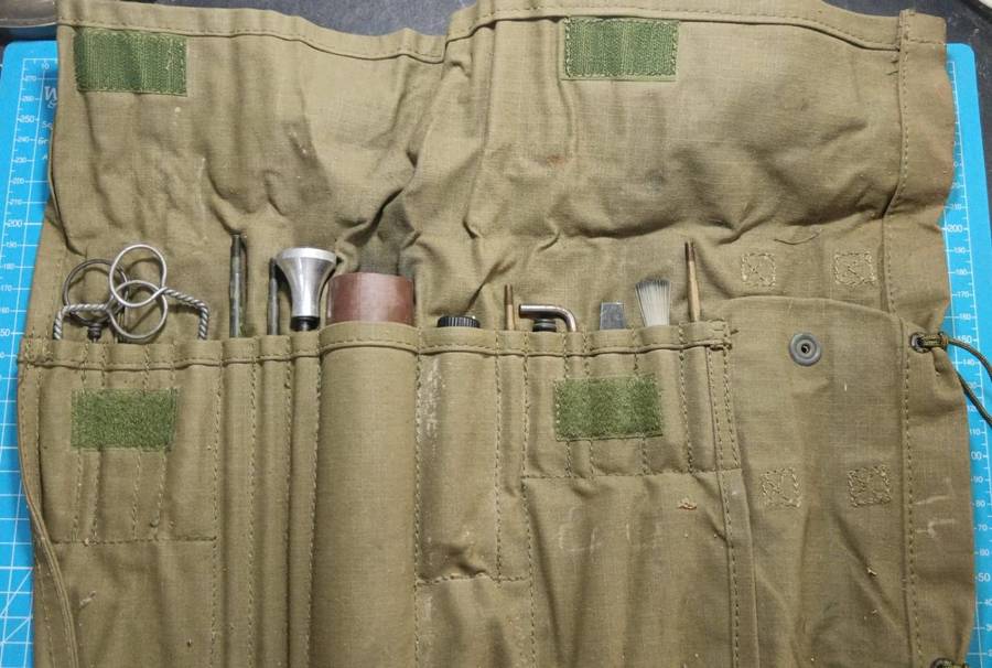SADF - CLEANING KIT FOR R4 RIFLE - Top Condition