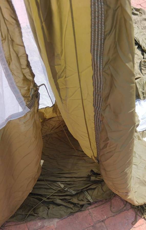 Full Size Cargo Chute in Very Good Condition - Great for a Display