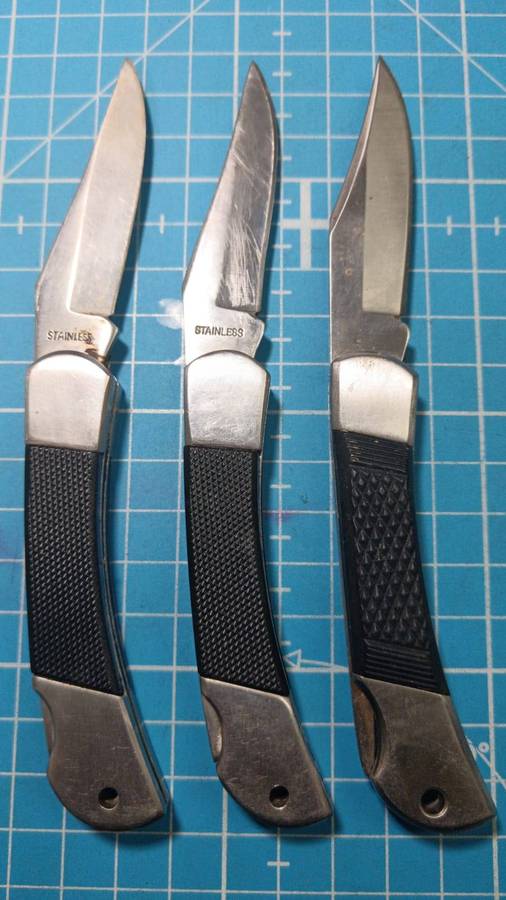 Group of 3 x Pocket Knives