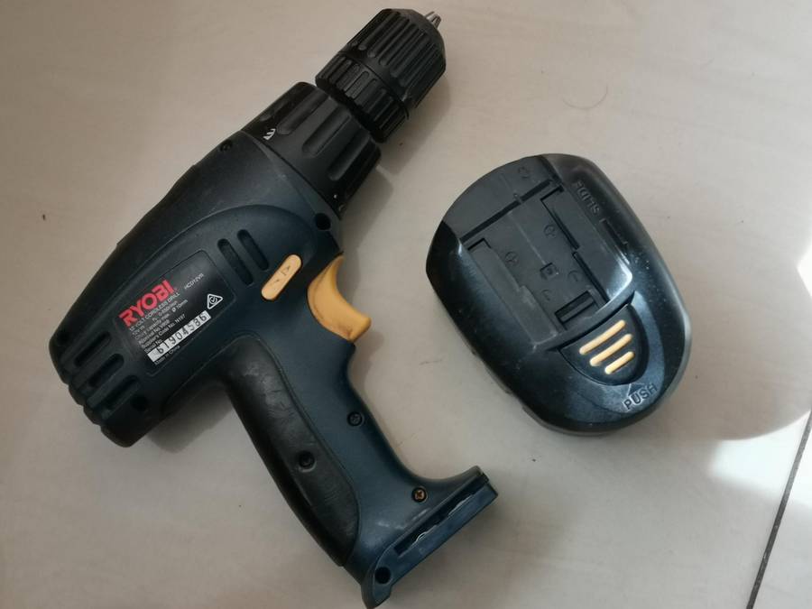 Ryobi hcd12vr cordless drill (no charger not tested sold as is)