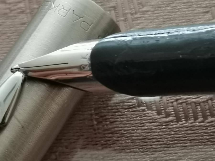 1990s parker stainless steel fountain pen boxed
