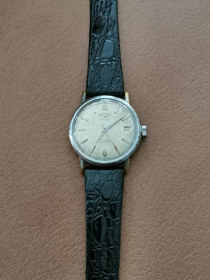 Vintage rotary calendar 21 jewels incabloc manual wind watch