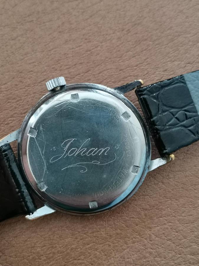 Vintage rotary calendar 21 jewels incabloc manual wind watch