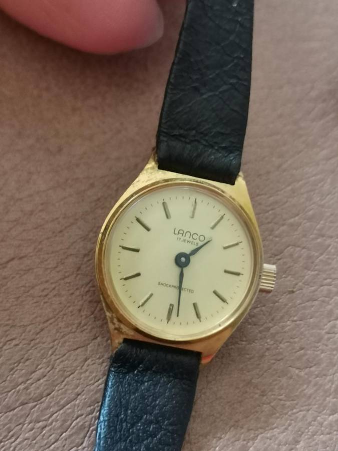 Vintage Lanco 17 jewels shockproteced ladies mechanical manual wind watch