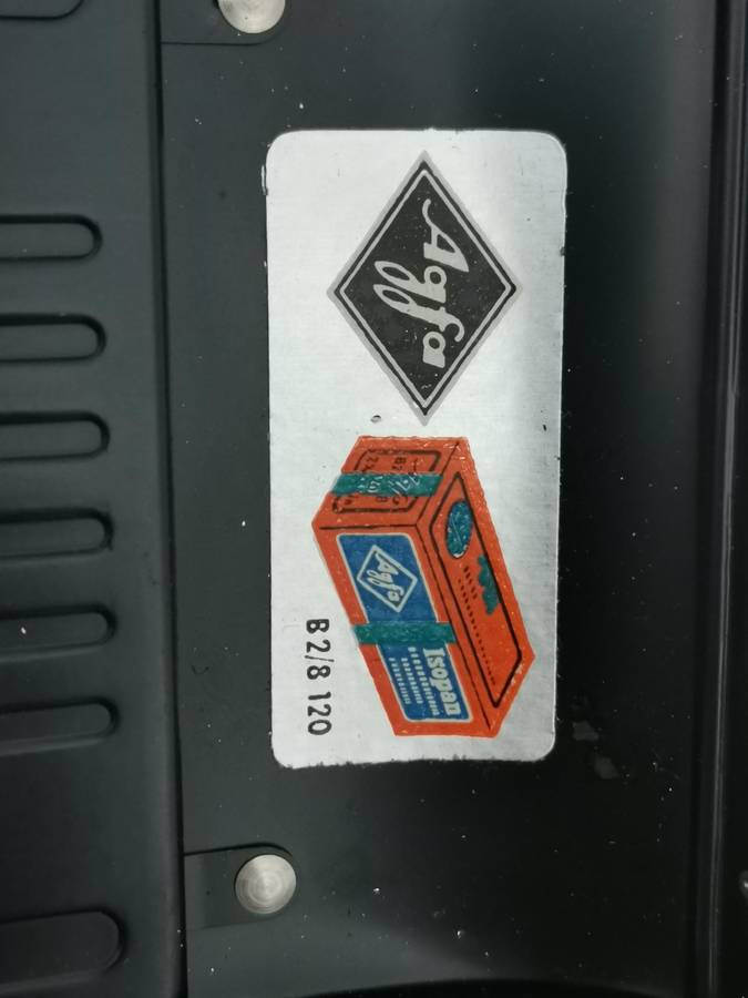 Vintage agfa isolette 6x6 120mm film Camera