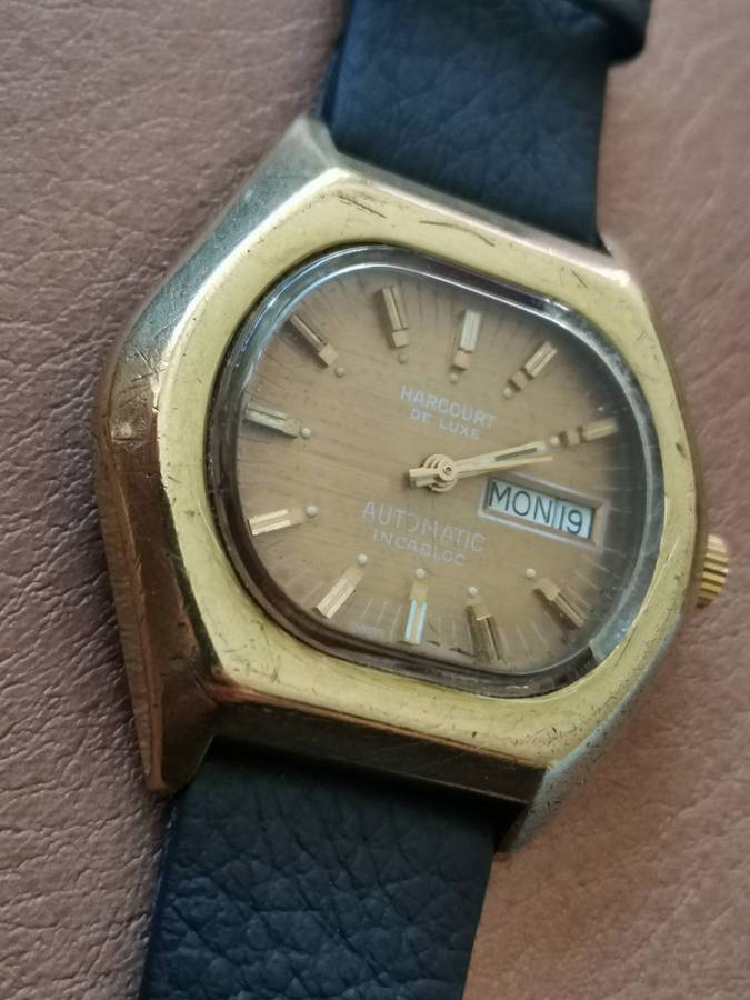 Vintage Harcourt deluxe automatic mechanical watch