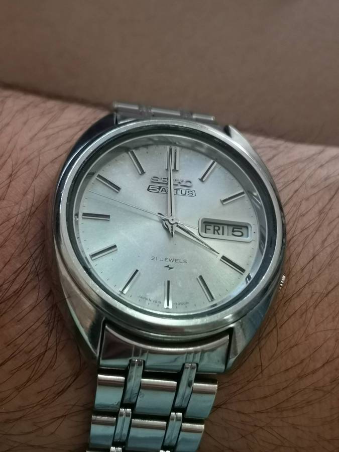 Vintage seiko 5 actus 21 jewels automatic mechanical watch