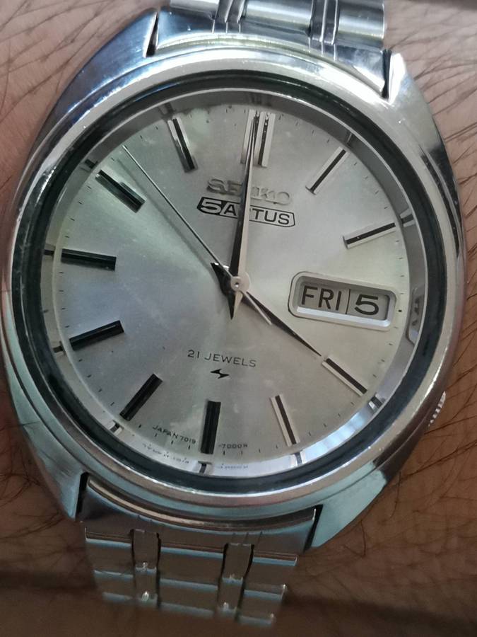 Vintage seiko 5 actus 21 jewels automatic mechanical watch