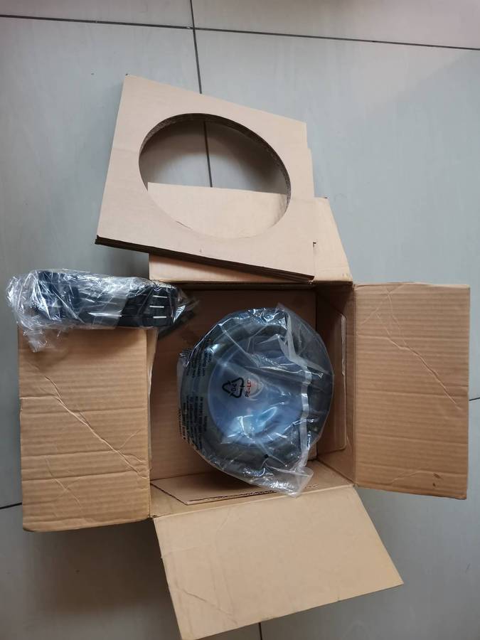 Vintage new old stock Kenwood 8 inch subwoofer