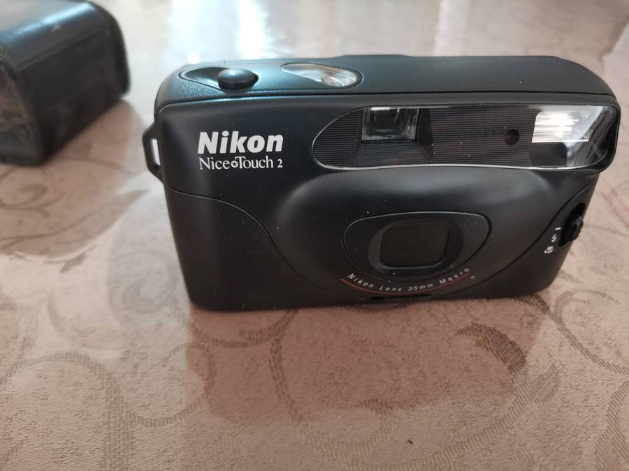Vintage nikon nice touch 35 mm point and shoot camera