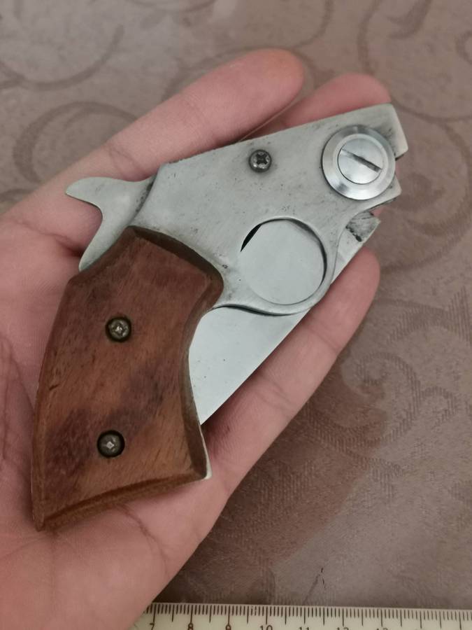 Vintage pistol knife