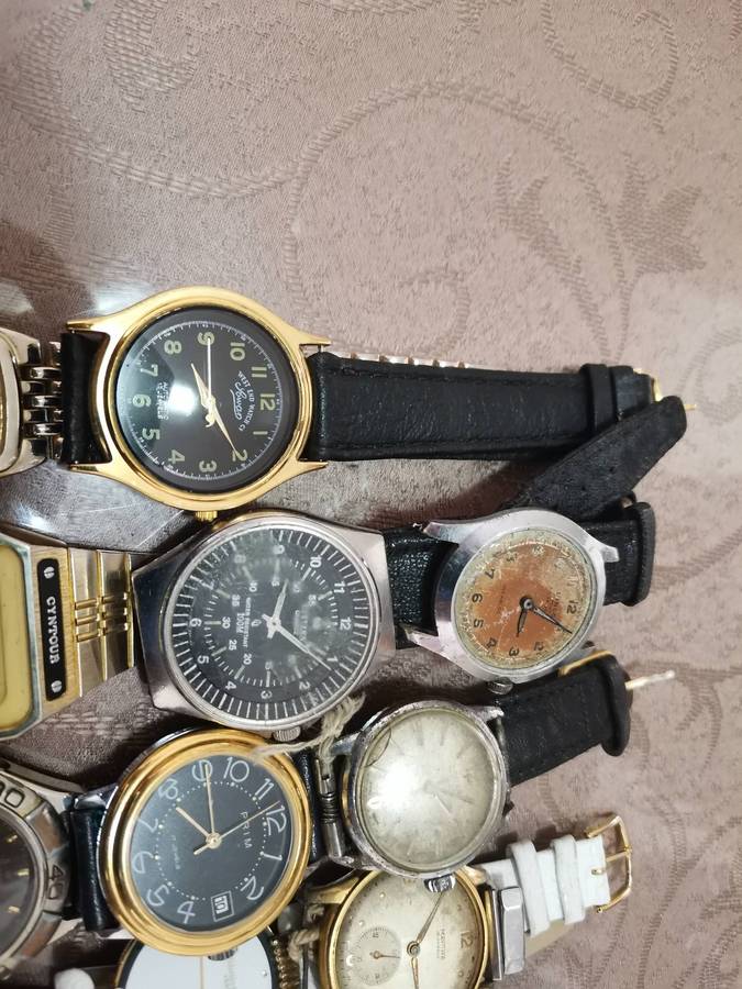 Huge lot 38 gents vintage watches deceased estate find