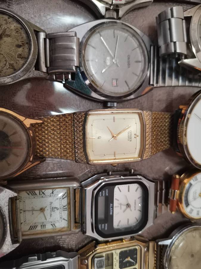 Huge lot 38 gents vintage watches deceased estate find