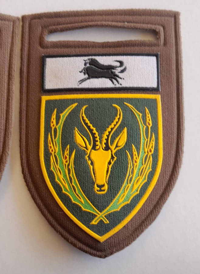 SADF 5 SA Infantry Battalion Stable Belt & Shoulder Flashers