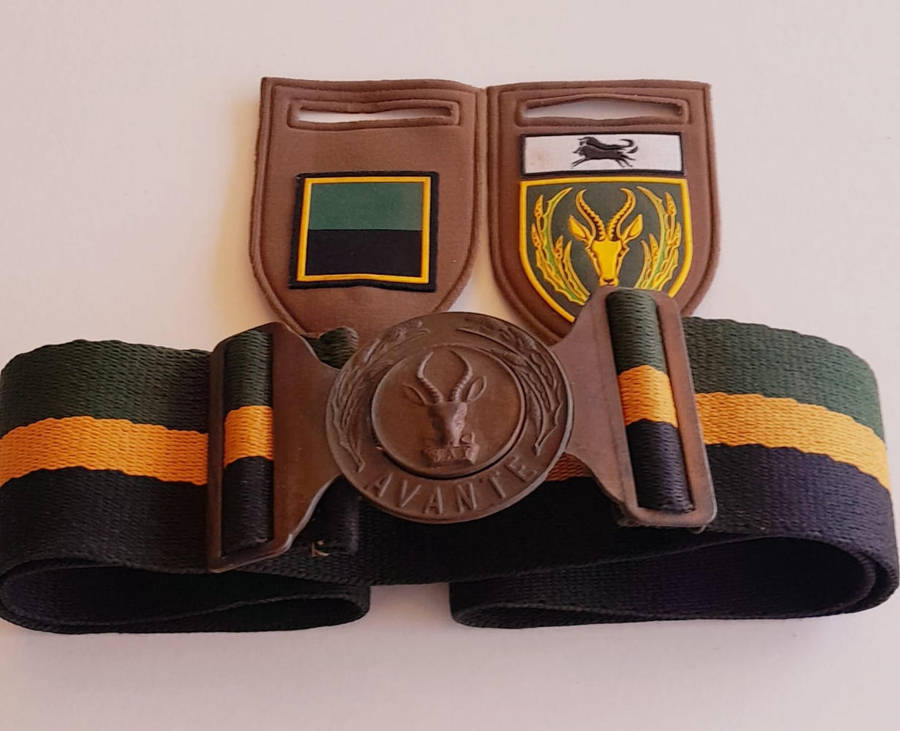 SADF 5 SA Infantry Battalion Stable Belt & Shoulder Flashers