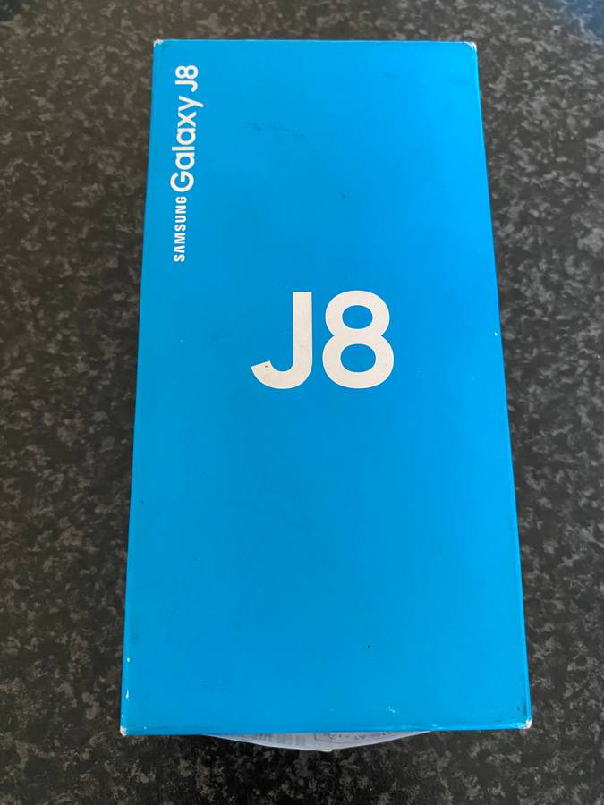 Samsung Galaxy J8