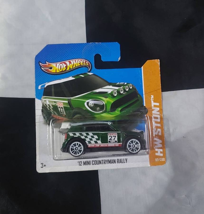 Hot Wheels '12 Mini Countryman Rally (Mini Cooper)
