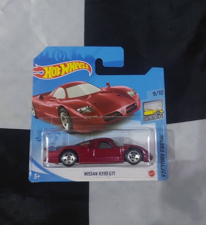 Hot Wheels Nissan R390 GTI