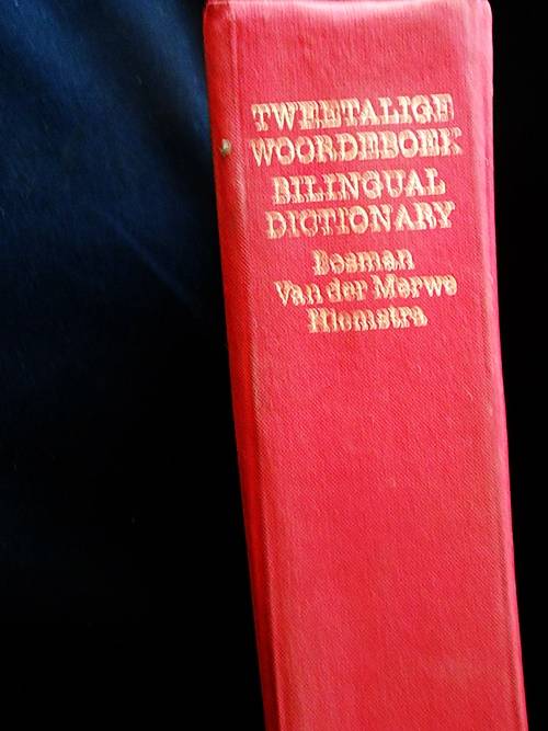 Tweetalige Woordeboek Bilingual Dictionary