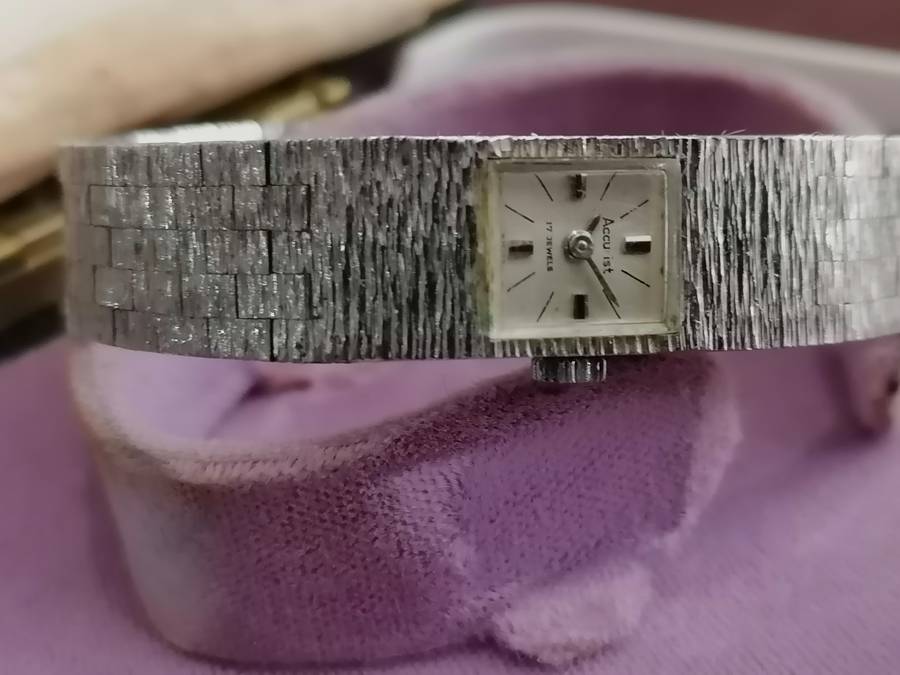 Vintage dress lady ,s watch