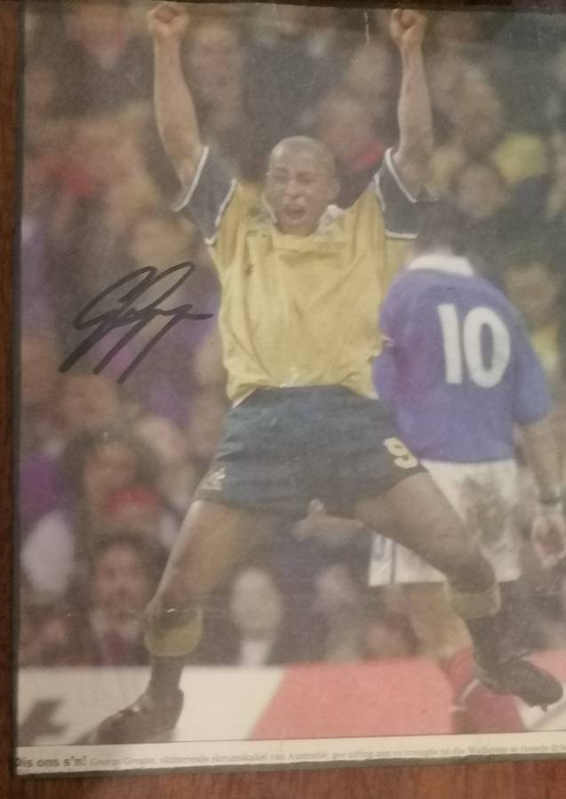 5 X ORIGINAL HAND SIGHNED RUGBY PLAYER PICS