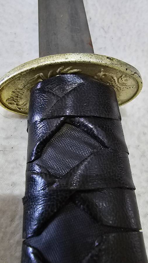 COLLECTORS SWORD WITH SHEATH-48 CM LENGTH