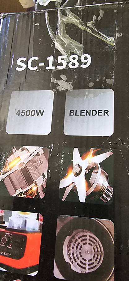 MULTIFUNCTIONAL BLENDER WITH ALL ATTACHMENTS