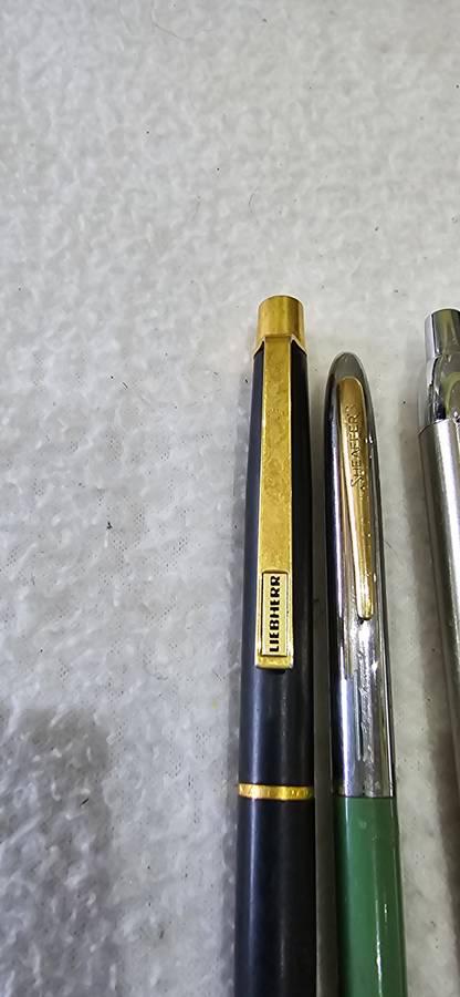 JOBLOT COLLECTABLE PARKER/SHEIFFER/LIEBHERR PENS