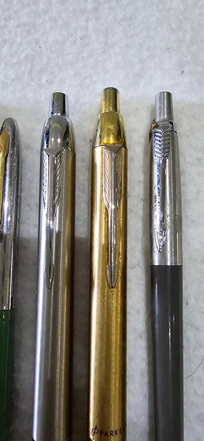 JOBLOT COLLECTABLE PARKER/SHEIFFER/LIEBHERR PENS