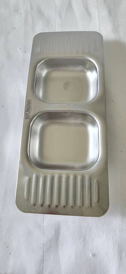 NEUMANN ALUMINUM DOUBLE ZINC SHAPED ASHTRAY