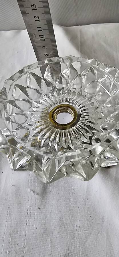 VINTAGE CRYSTAL ASHTRAY ON BRASS PEDESTAL