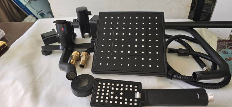 ALL IN ONE BATHROOM SHOWER FAUCET SET