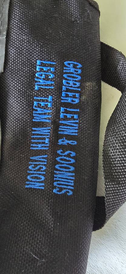 BINOCULARS/SEE MARKINGS, WITH CARRY CASE