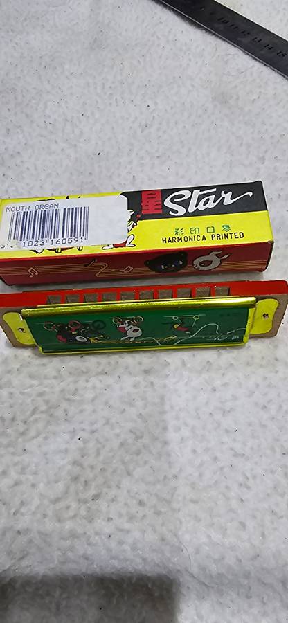 VINTAGE PRINTED HARMONICA(MOUTH ORGAN) IN ORIGINAL BOX