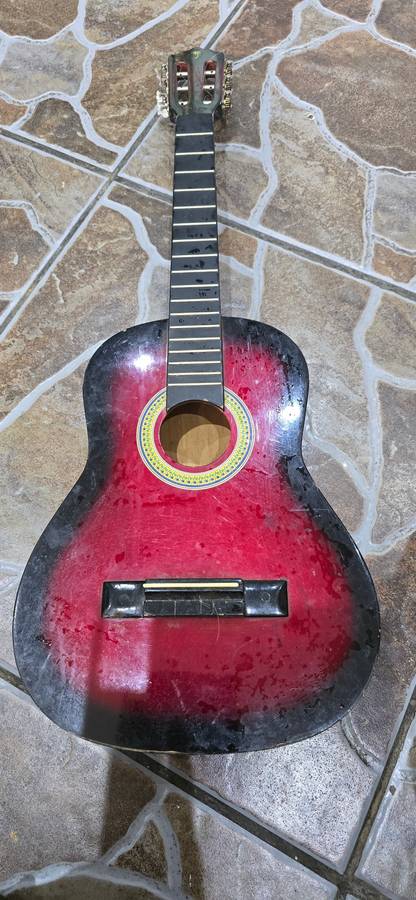 WOODEN GUITAR (SEE DESCRIPTION)