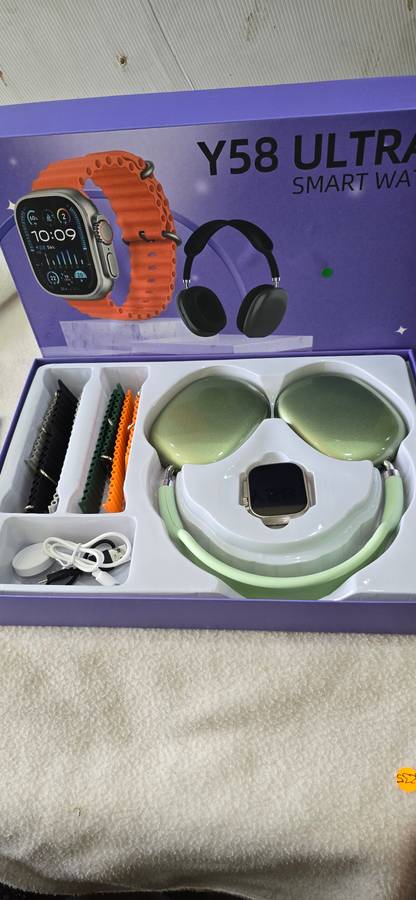 Y58 ULTRA3 SMART WATCH WITH 4 CHANGEABLE STRAPS,CHARGER AND HEADPHONE)