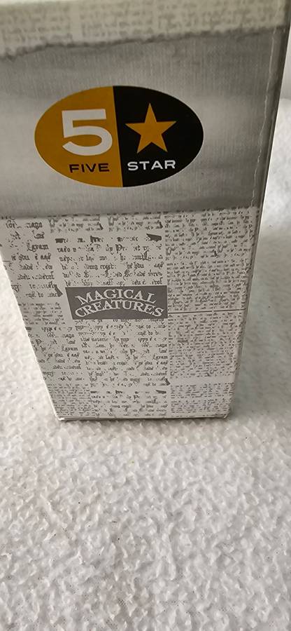 HARRY POTTER FIGURINE