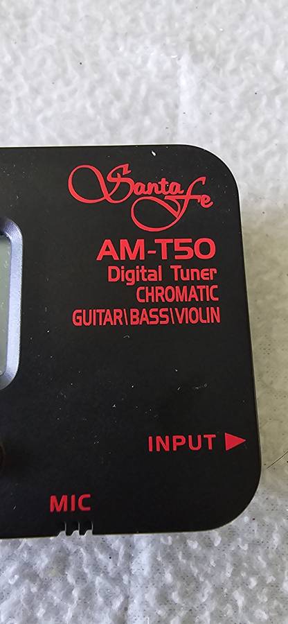 GUITAR/BASS/VIOLIN DIGITAL TUNER