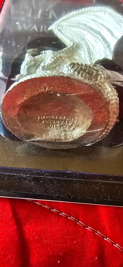 ELEMENTAL WAR OF MAGIC PC GAME WITH FIGURINE ,BOOKLET AND CANVAS MA WITH POSTERP